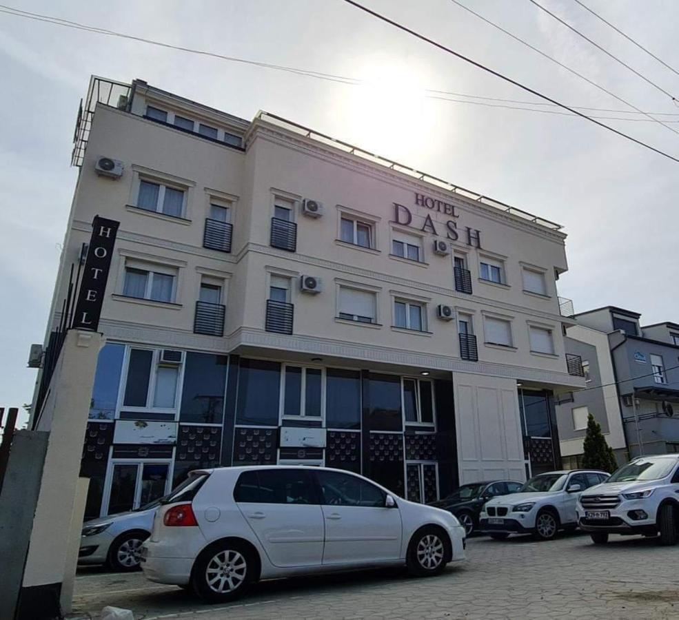 Garni Hotel Dash Нови Сад Екстериор снимка